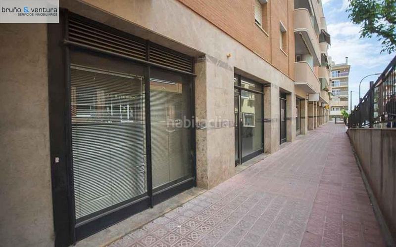 Foto 84216c6d-d5e5-4020-bed2-ba7c703ef0a0. Local comercial a Centre Torredembarra
