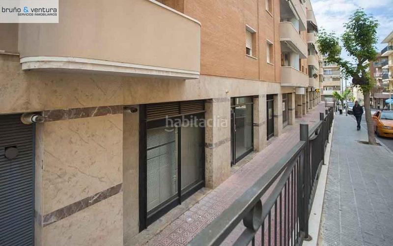 Foto ec1fd910-c44d-48f2-97b0-8462aebc72d4. Local comercial a Centre Torredembarra