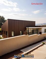 Casa  Calle de la masia. Casa unifamiliar a reformar con 4 habitaciones en olivella  natu