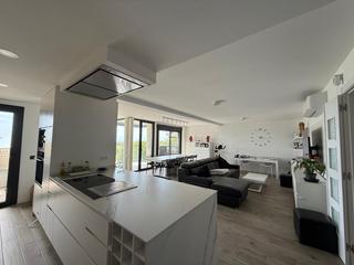 Pis  Carrer carrer del riu segura. Exclusivo piso de 136 m2c. con vistas al mar en la carrerada, vi
