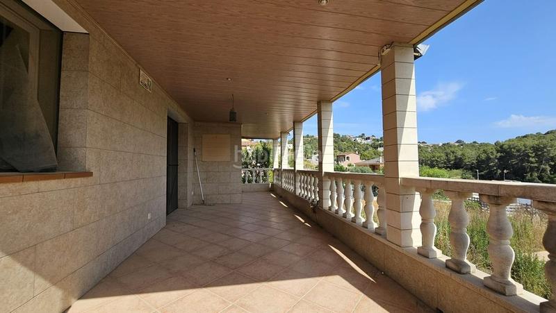 Foto 5b8a4bd1-20c1-48d4-b700-229ac92821fc. Casa chalet independiente con 6 dormitorios en calafell en Segur de Calafell