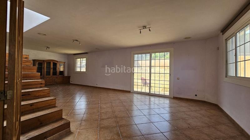 Foto bb89b070-0da0-48b6-a86e-48f3ba627f3f. Casa chalet independiente con 6 dormitorios en calafell en Segur de Calafell