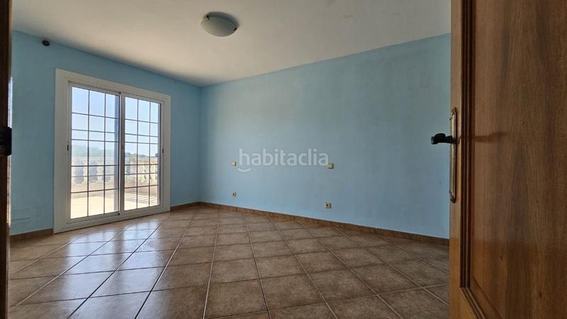 Foto c472e109-97ae-4cbf-bf70-5014abedddcc. Casa chalet independiente con 6 dormitorios en calafell en Segur de Calafell
