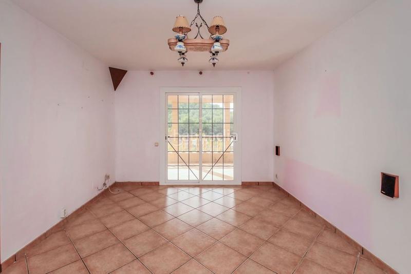 Foto ea21bd0f-0a31-4224-9d97-4c542da7b60a. Casa chalet independiente con 6 dormitorios en calafell en Segur de Calafell