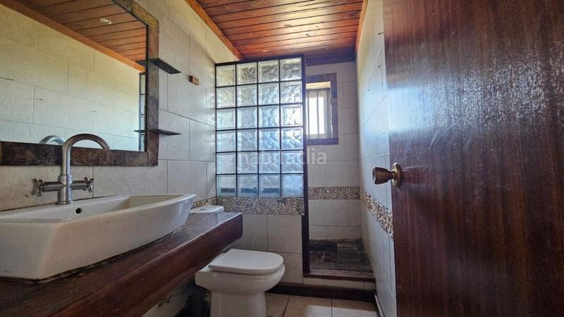 Foto c158578a-0e33-4a23-abf7-7c0717f4e316. Chalet con riscaldamento parcheggio piscina in Bisbal del Penedès (La)