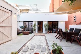 Xalet  Calle ramon y cajal. Casa en venta en el centro de vilanova i la geltr, de una sola