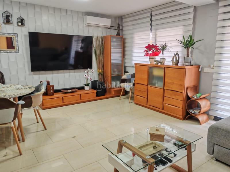 Foto 73a7eca9-bdf6-438a-b4dc-f9fd2e918bea. Casa adosada en venta casa con jardín, garaje y terrazas en el vendrell zona el puig en Vendrell (El)