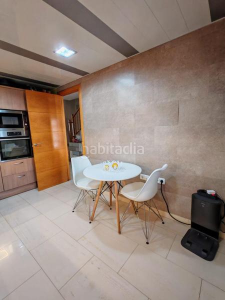 Foto 9dadce39-108d-44f0-978b-dc86350430a7. Casa adosada en venta casa con jardín, garaje y terrazas en el vendrell zona el puig en Vendrell (El)