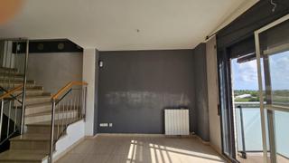 Dúplex  Mossen jaume tobella. Piso de 108 m con 3 dormitorios y 2 baños en venta en calafell,