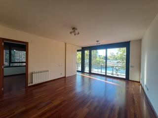 Piso en Barri de Mar. Piso en eixample de mar con ascensor, 3 dormitorios, 2 baños, pa