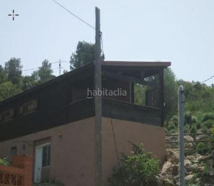 Foto f06dded9-5b01-4b6a-9674-8f9c3501a2e9. Casa amb aparcament a Bisbal del Penedès (La)