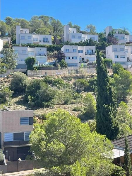 Foto b8811515-3cfe-4a55-a5f7-b7af945d493b. Residential plot in Cortes-Huertas Madrid