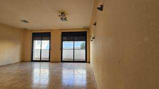 Appartement  Passeig maritim sant joan de deu. Vive frente al mar en calafell! espaciosa vivienda en paseo marí