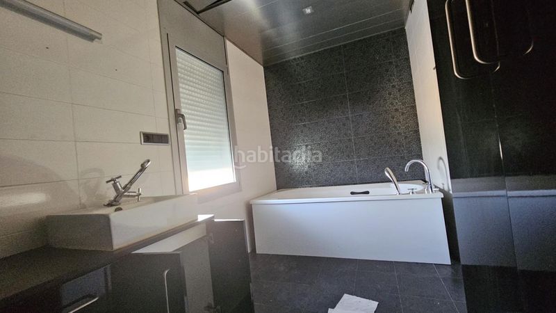 Foto acea7169-e302-40b8-9def-298fd3b9a03c. Casa amb aparcament piscina a Bisbal del Penedès (La)