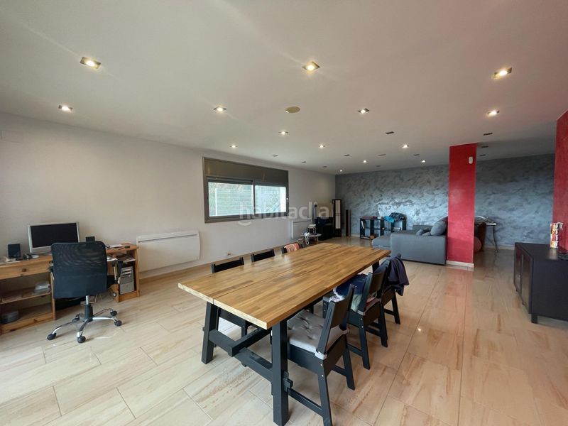 Foto 1c853454-e9a5-46bd-b6a2-3081efceb813. Xalet amb calefacció aparcament a costa Cunit - els jardins - els rosers Cunit