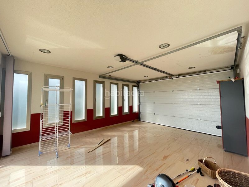 Foto 3f902c8f-6fed-4c0d-a54b-e5c02319f7e0. Xalet amb calefacció aparcament a costa Cunit - els jardins - els rosers Cunit