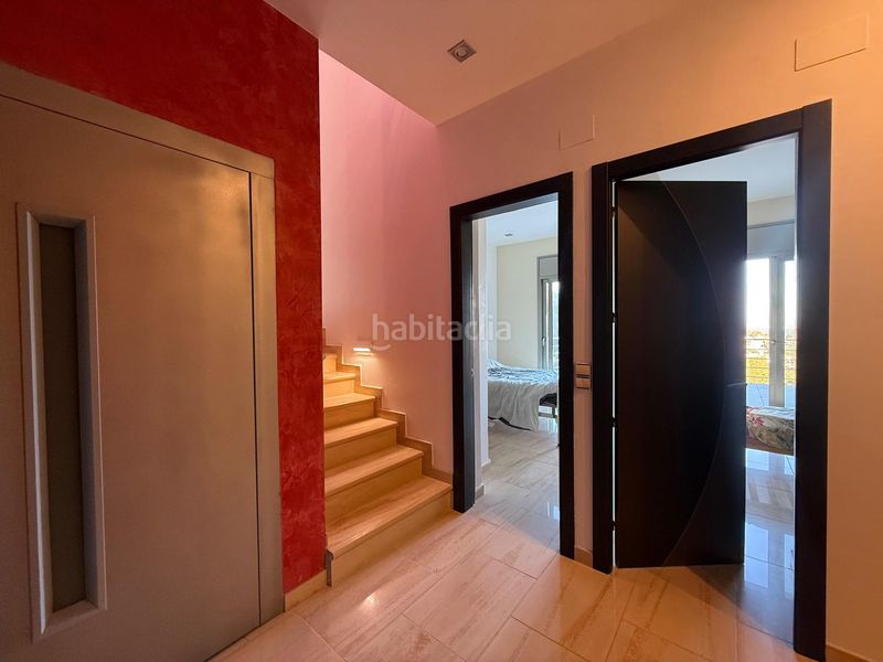 Foto 51ecea44-2386-41a8-98f7-ec748d4797d5. Xalet amb calefacció aparcament a costa Cunit - els jardins - els rosers Cunit