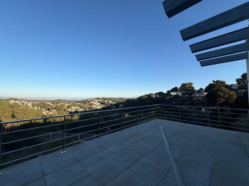 Foto 55c8bddd-8323-48b6-bd7d-cf91f66b99f8. Xalet amb calefacció aparcament a costa Cunit - els jardins - els rosers Cunit