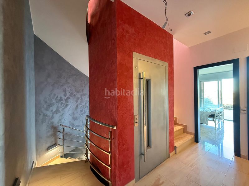 Foto 6b1808ac-0170-4d74-a0a2-086a3351e77e. Xalet amb calefacció aparcament a costa Cunit - els jardins - els rosers Cunit