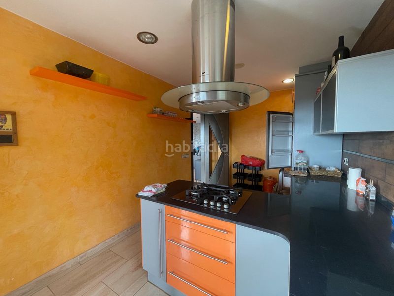 Foto 84a0a180-136b-4c3e-a579-f836fd1d3532. Xalet amb calefacció aparcament a costa Cunit - els jardins - els rosers Cunit