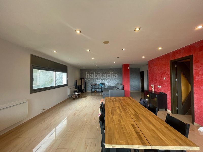 Foto c9e3d34b-1bcc-4b70-aefb-8695873b716e. Xalet amb calefacció aparcament a costa Cunit - els jardins - els rosers Cunit