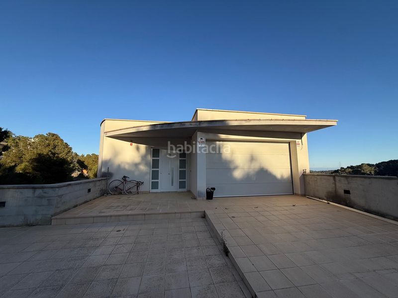 Foto cd80804b-09cd-45a0-90b4-bb38fec122fd. Xalet amb calefacció aparcament a costa Cunit - els jardins - els rosers Cunit