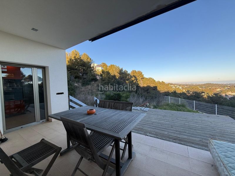 Foto f2da6e76-653b-481d-8ea6-8dd3c4992f69. Xalet amb calefacció aparcament a costa Cunit - els jardins - els rosers Cunit