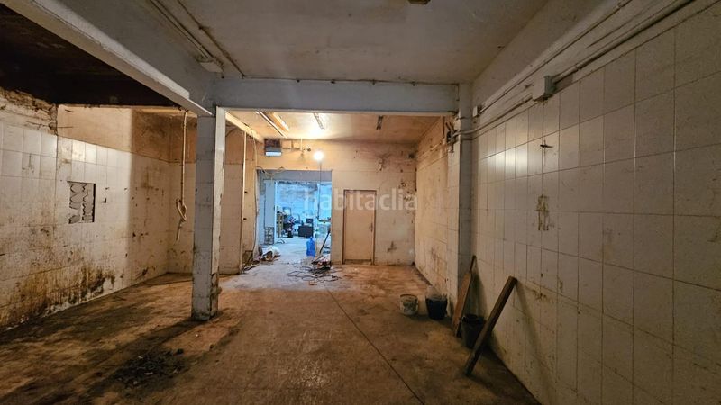 Foto d9a130c4-5140-4d20-9bf8-2a6bbe4d3e93. Local comercial a Centre Vendrell (El)