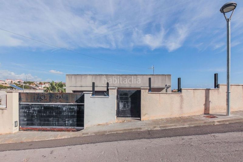 Foto 57fccd8b-701a-4170-bd64-1d38c9a6e597. Casa amb aparcament piscina a Brises de calafell Segur de Calafell
