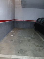 Car parking in Calafell Poble. Plaza de aparcamiento en calafell  centro pueblo