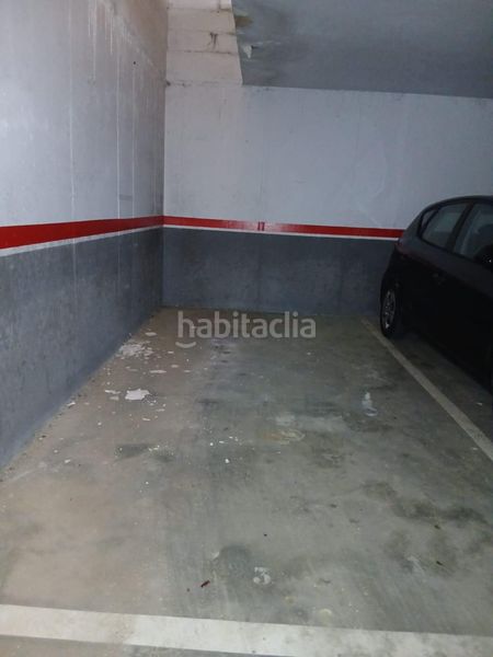 Foto 02a846ae-f983-4e27-95dc-56db1a99959c. Aparcament cotxe a Calafell poble Calafell