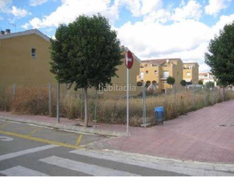 Foto f371e01a-88b1-43bb-9e90-f8f411c5ab52. Terreny residencial a Bellvei