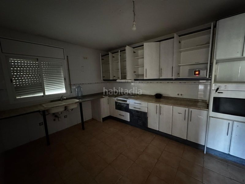 Foto 4dbb9751-dc71-434b-ae4f-296b564048a1. Casa amb aparcament a Canyelles