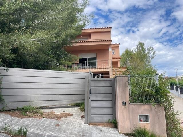 Foto 90decdcb-1feb-43d8-8c46-40e24154e708. Casa a Valldemar-Montmar Segur de Calafell