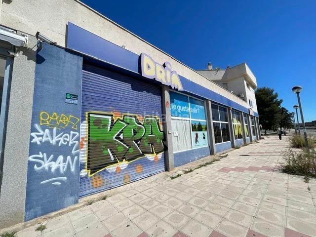Foto 74a15eca-4d9e-49e9-825b-99c7bdab454f. Local comercial a Els Masos - Els Garrofers Coma-ruga