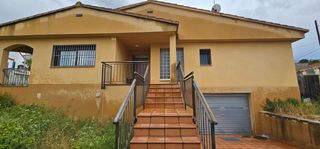 Xalet  Calle valira de la-ur can gorde. Casa en venta en la bisbal del penedes