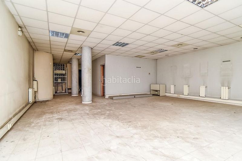Foto 9e7a002d-e6ac-447e-86e5-565958f3b4c0. Local comercial a Centre Torredembarra