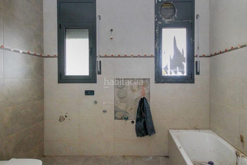 Foto 4be0a093-b2ae-4654-abf0-004eb14b76f6. Chalet con parcheggio in Olivella