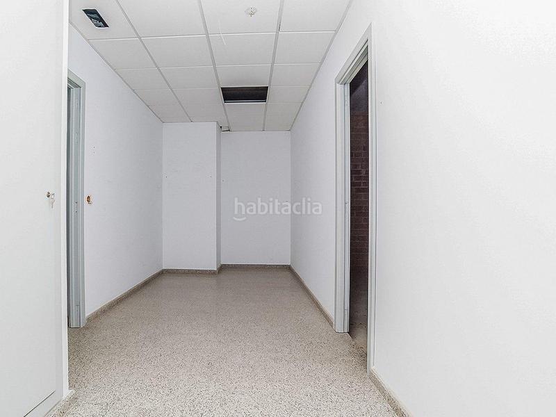 Foto bee86623-f930-44dd-8034-d71f7f1f3976. Locale commerciale in El Tancat-Mas d´en Gual Vendrell (El)