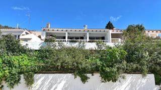 Chalet dans Carrer de na pilar alonso 149. Villa fantastica con vistas en primera linea