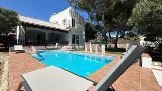 Chalet  Carrer de s'illa. Una villa fantastica con algunas vistas al mar y 3 minutos a pie