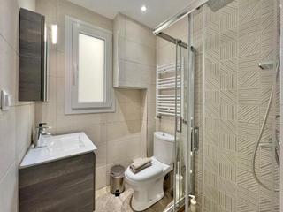 Location Appartement  Carrer baró de maials 55