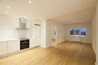 Miete Etagenwohnung  Carrer emili grahit 37