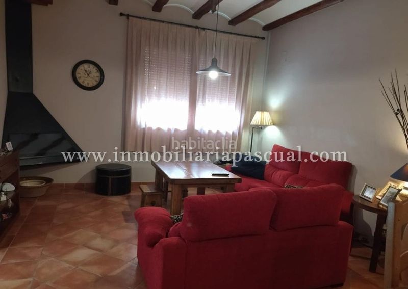 Foto ba46d946-155e-4e3b-9ee2-ee3505ef42d0. Casa con parcheggio in Muro de Alcoy