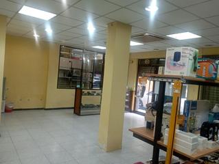 Local Comercial en Pla de Bon Reps. Local comercial a pie de calle