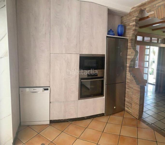 Foto ba044dd1-df2b-4ffb-8741-09f74952d114. Chalet con riscaldamento parcheggio piscina in Sol y Luz Sant Vicent del Raspeig