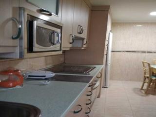Pis  Calle san vicente. Piso reformado junto mercado central de alicante