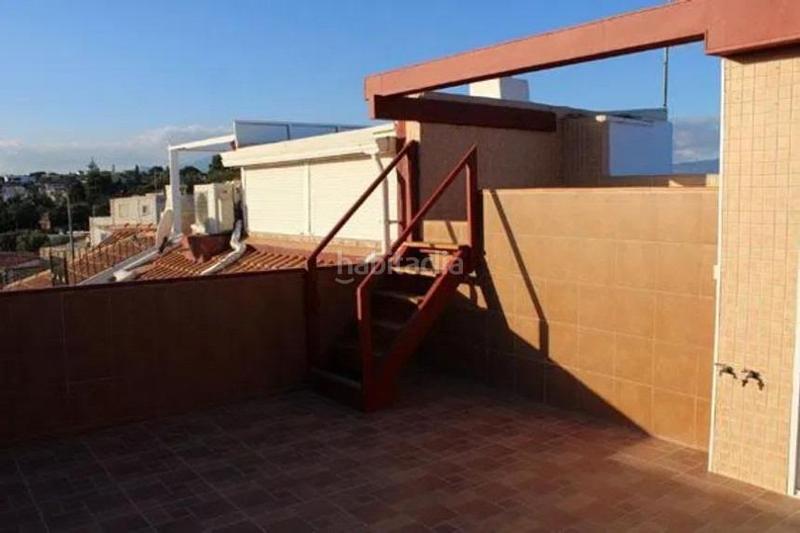 Foto 527a192d-5ddf-443c-a711-090c1d512bd5. Reihenhaus mit parking in Salafranca-Lloixa San Juan de Alicante