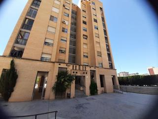 Appartement à Babel. Piso con ascensor y zona de aparcamiento
