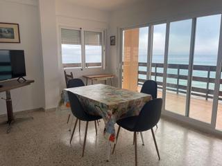 Pis en Playa Muchavista. Piso en primera linea de playa